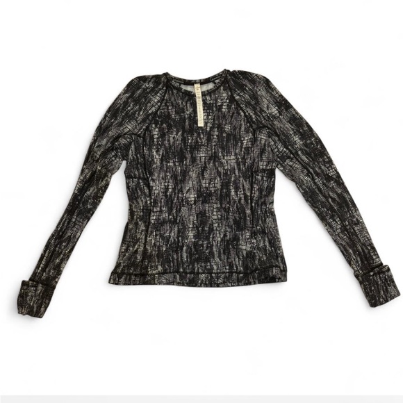 lululemon athletica Tops - lululemon athletica Black and Gray Long Sleeve Top